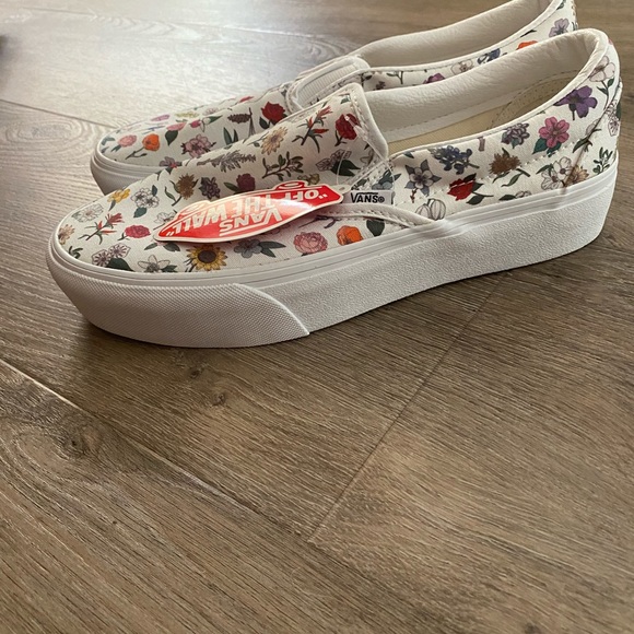 Custom Platform Vans Slip ons - Picture 2 of 4